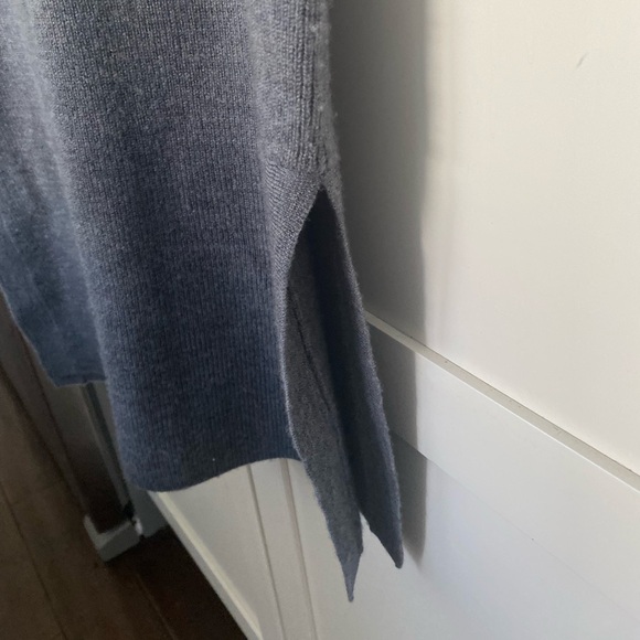 Cynthia rowley sleeveless sweater size s - Picture 2 of 4